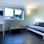Peloni Aparthotel 4*