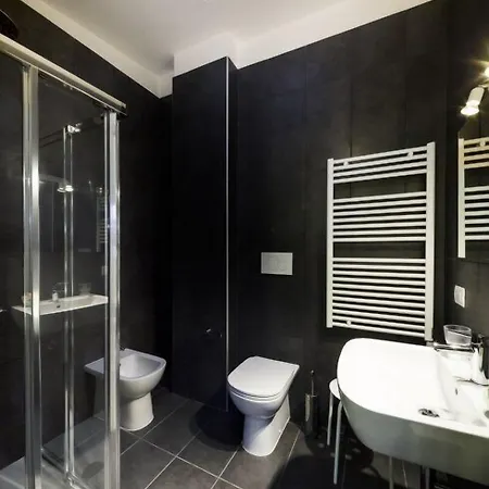 Peloni Aparthotel 4*